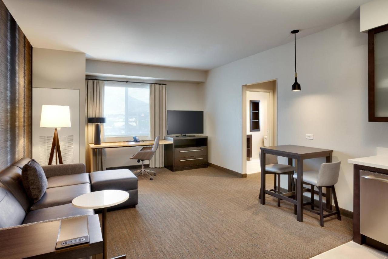 By Marriott South Hotel