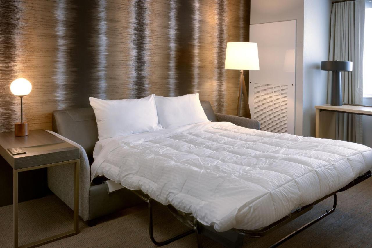 By Marriott South Hotel